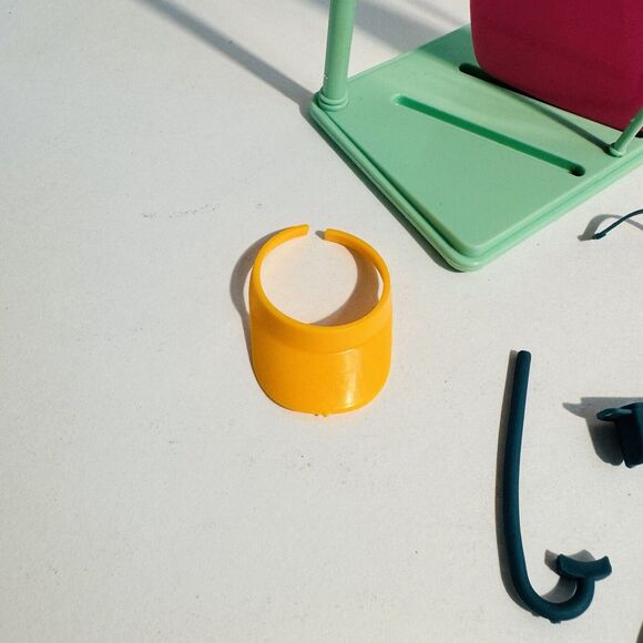 Vintage Barbie Surf N Shop Accessories Surfboards Rack Snorkle Visor Lot 1 - Picture 5 of 10